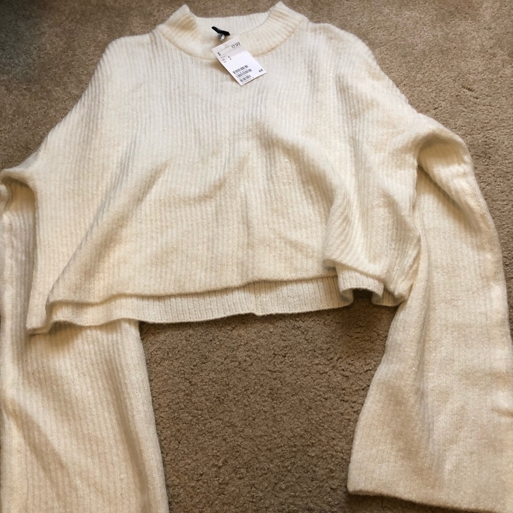 Cropped white sweater